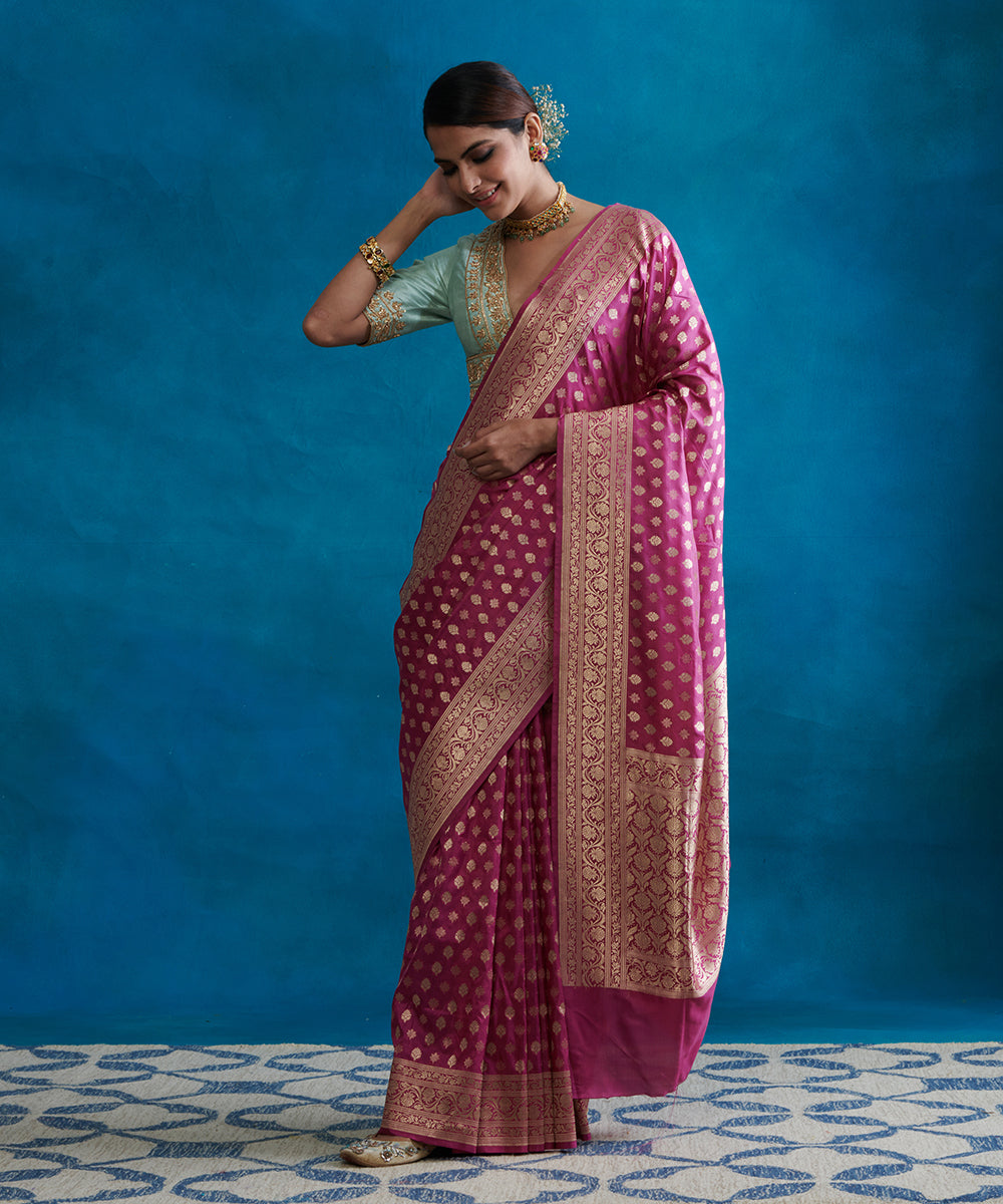 Mauve_Handloom_Pure_Katan_Silk_Banarasi_Saree_With_Cutwork_Booti_WeaverStory_02