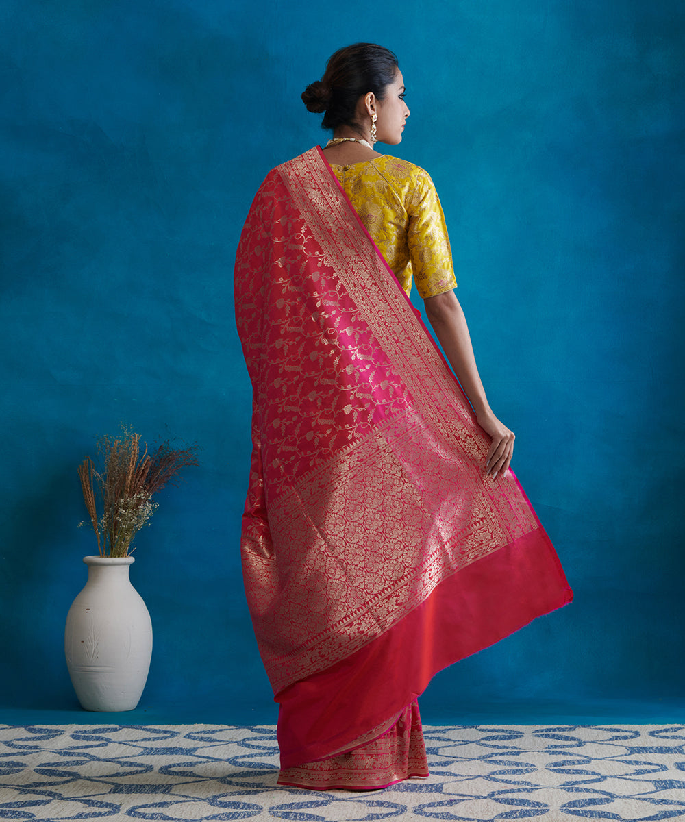 Handloom_Hot_Pink_Pure_Katan_Silk_Banarasi_With_Cutwork_Floral_Jaal_WeaverStory_03