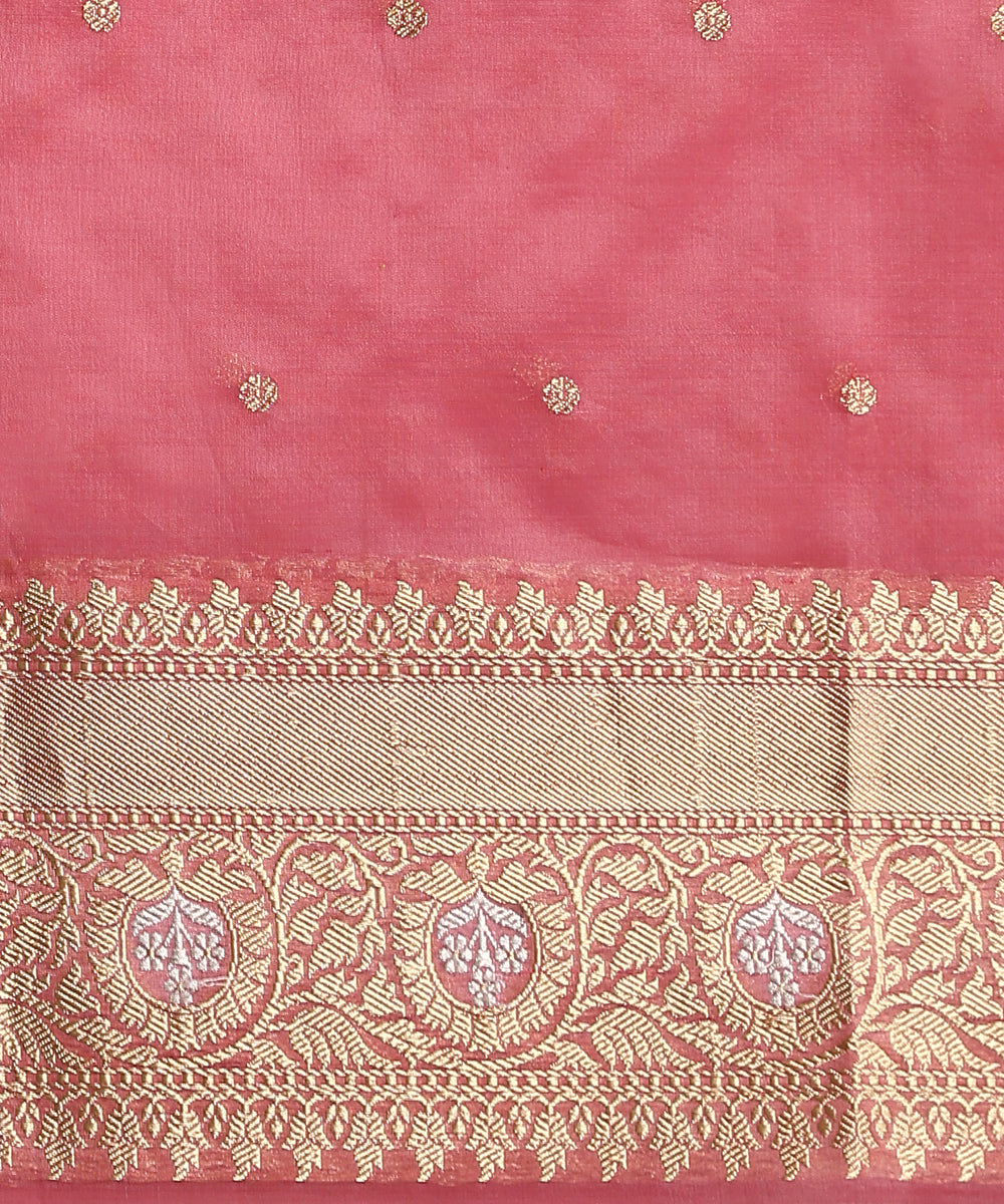 Pink_Handloom_Pure_Kora_Silk_Banarasi_Saree_With_Sona_Rupa_Booti_WeaverStory_05