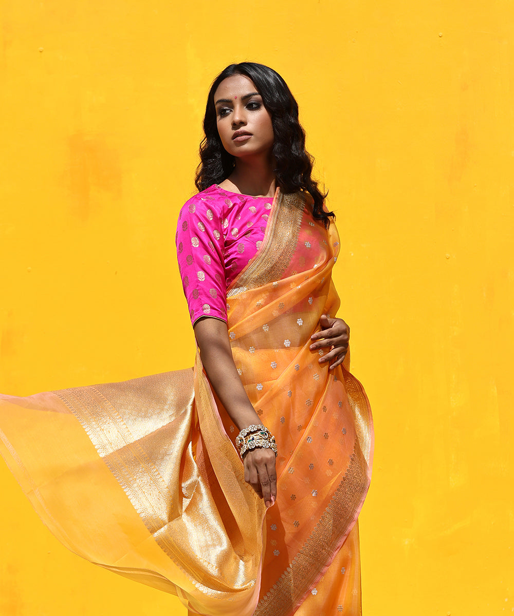 Yellow_Handloom_Pure_Kora_Silk_Banarasi_Saree_With_Sona_Rupa_Zari_Booti_WeaverStory_01