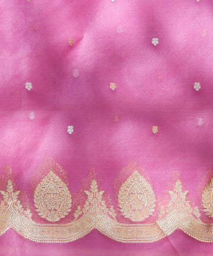 Lilac_Handloom_Pure_Kora_Silk_Banaras_Saree_With_Zari_Paisley_Motifs_WeaverStory_05