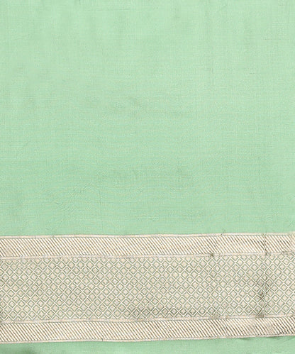 Handloom_Sea_Green_Pure_Katan_Silk_Zari_Tanchoi_Banarasi_Saree_WeaverStory_05