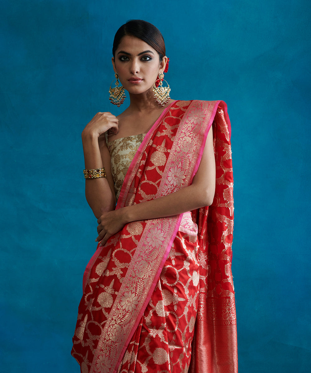 Red_Handloom_Pure_Katan_Silk_Banarasi_Saree_With_Pink_Floral_Zari_Border_WeaverStory_01