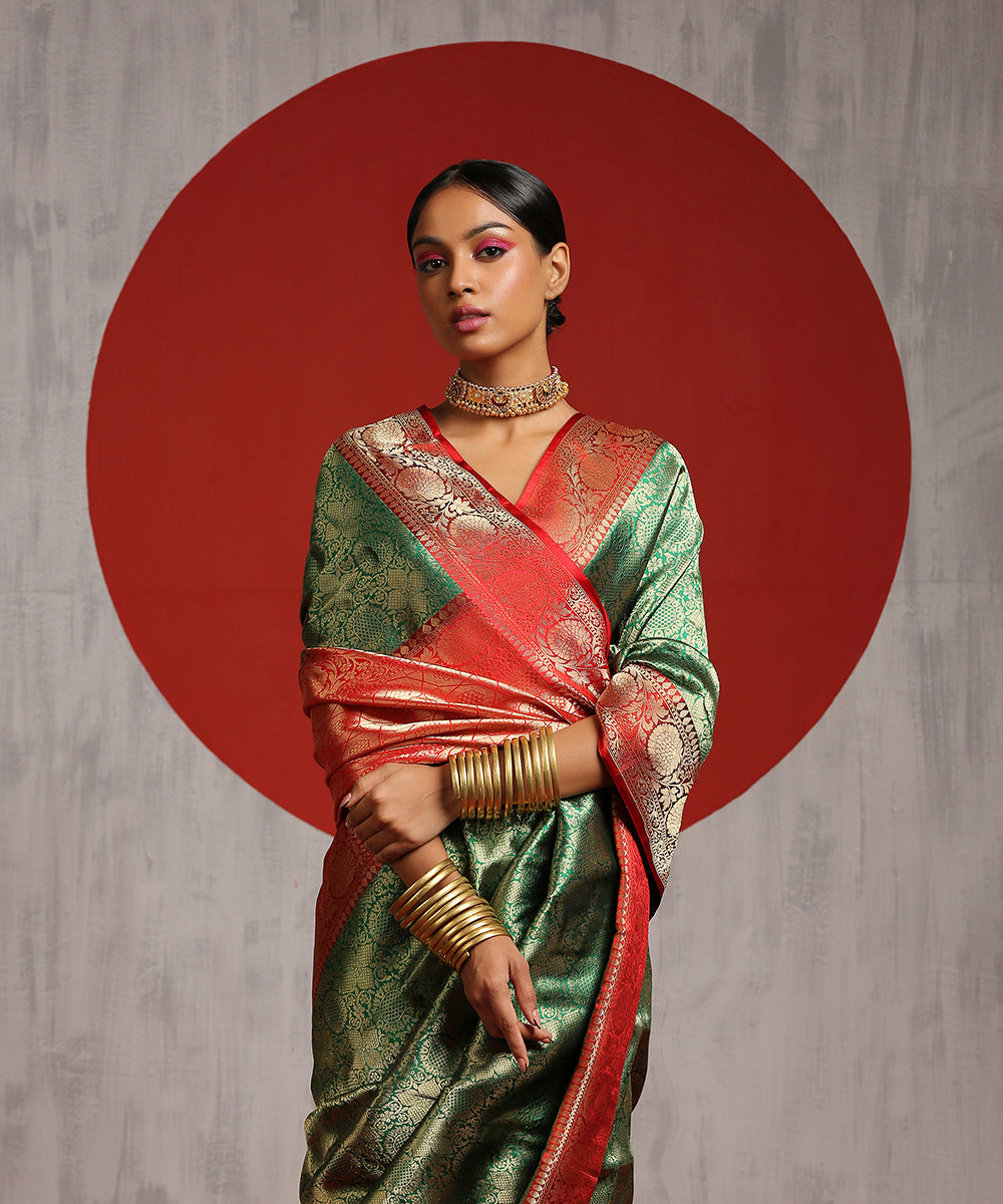 Green_Handloom_Pure_Katan_Silk_Kimkhab_Banarasi_Saree_With_Antique_Zari_WeaverStory_01