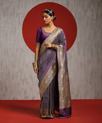 Handloom_Purple_And_Silver_Pure_Katan_Silk_Tanchoi_Banarasi_Saree_WeaverStory_02