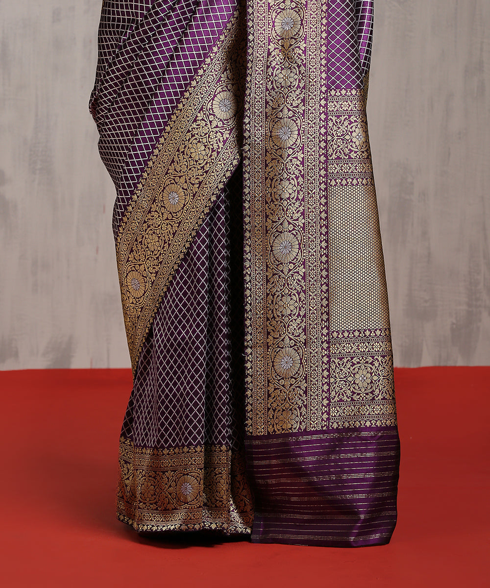 Handloom_Purple_And_Silver_Pure_Katan_Silk_Tanchoi_Banarasi_Saree_WeaverStory_04