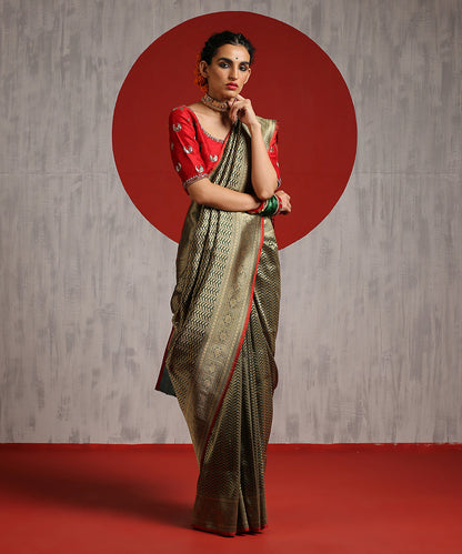 Green_Handloom_Pure_Katan_Silk_Kimkhab_Banarasi_Saree_With_Gold_Zari_And_Red_Selvedge_WeaverStory_02