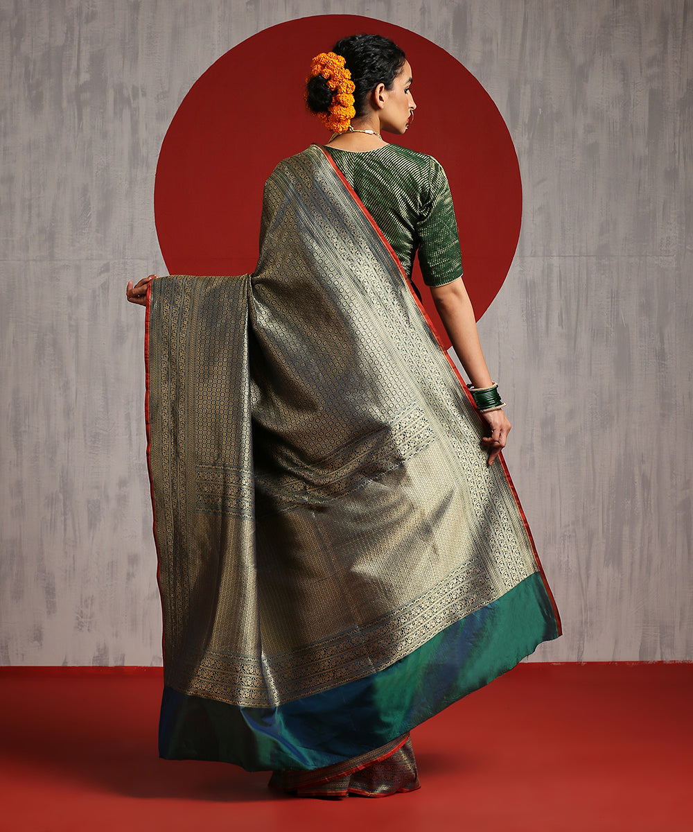 Green_Handloom_Pure_Katan_Silk_Kimkhab_Banarasi_Saree_With_Red_Selvedge_WeaverStory_03