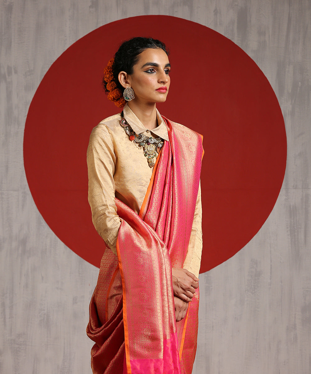 Handloom_Pink_Dual_Tone_Pure_Silk_Tissue_Kimkhab_Banarasi_Saree_With_Green_Selvedge_WeaverStory_01