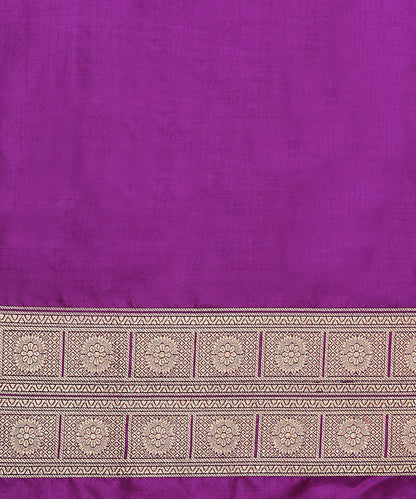 Handloom_Purple_Pure_Katan_Silk_Banarasi_Saree_With_Red_Selvedge_With_Gold_Zari_WeaverStory_05