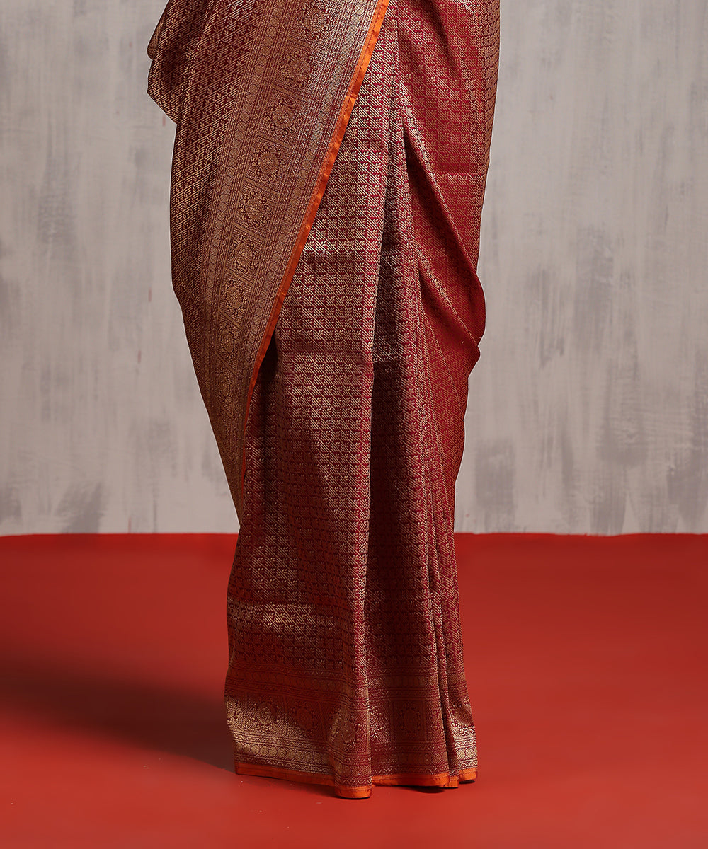 Wine_Handloom_Pure_Katan_Silk_Kimkhab_Banarasi_Saree_With_Orange_Selvedge_WeaverStory_04