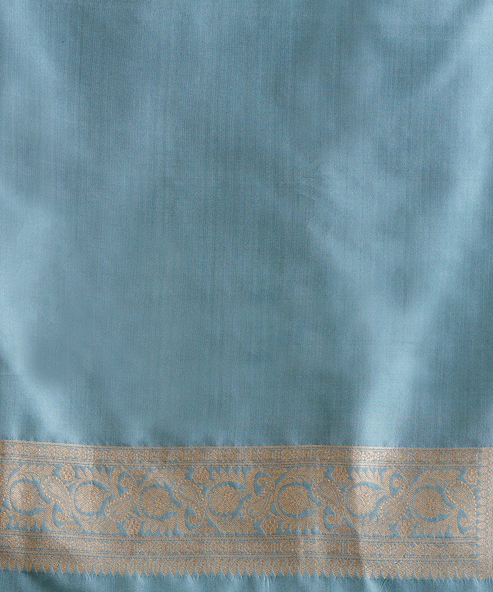 Powder_Blue_Handloom_Pure_Katan_Silk_Brocade_Banarasi_Saree_With_Gold_Zari_WeaverStory_05