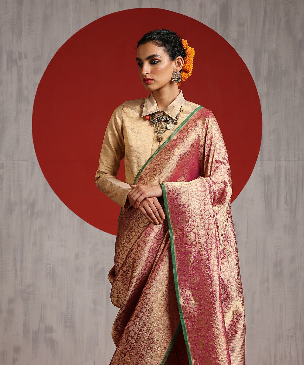 Handloom_Onion_Pink_Tissue_Silk_Kimkhab_Banarasi_Saree_With_Green_Selvedge_WeaverStory_01