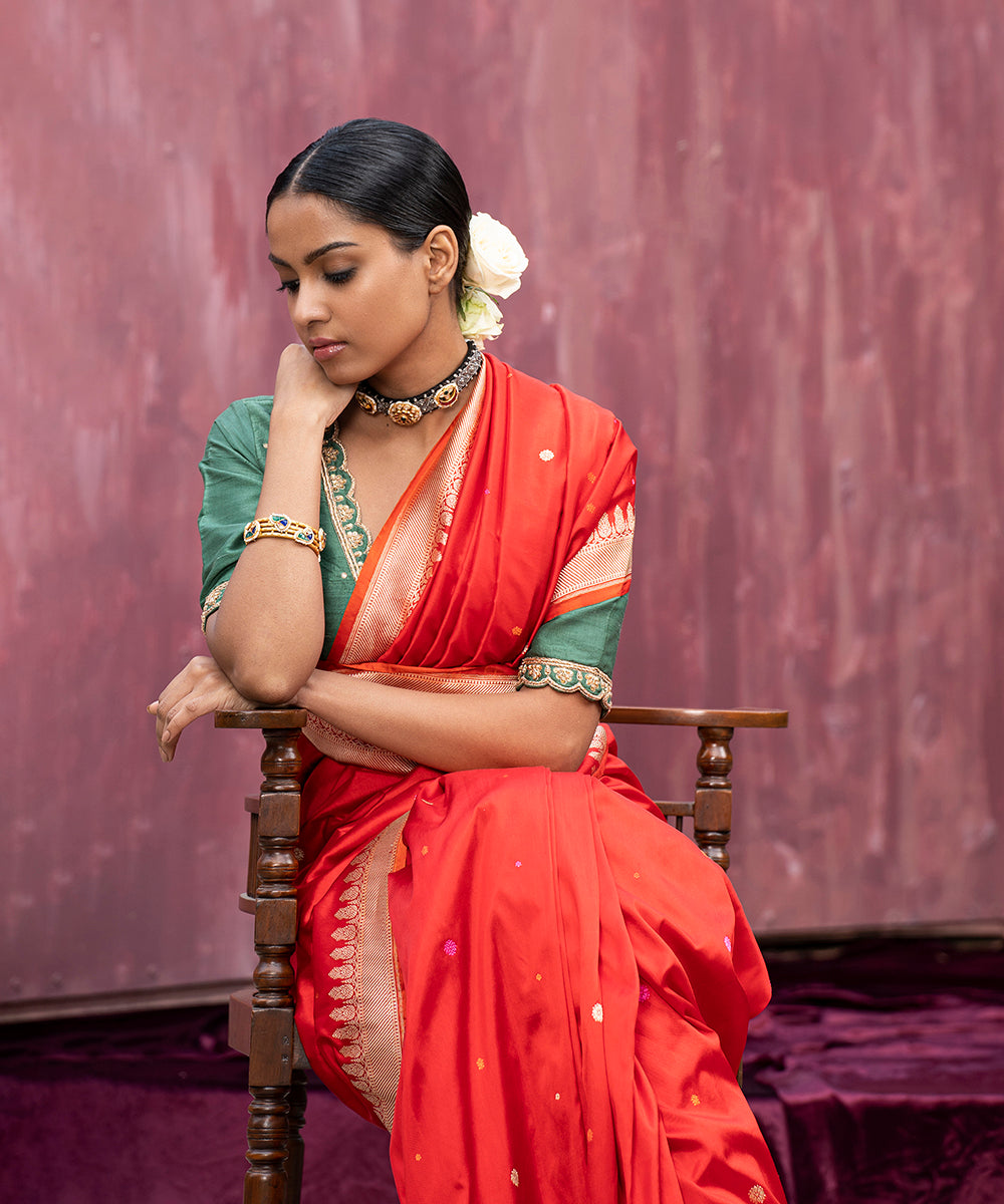 Red_Handloom_Pure_Katan_Silk_Banarasi_Saree_With_Kadhwa_Booti_WeaverStory_01