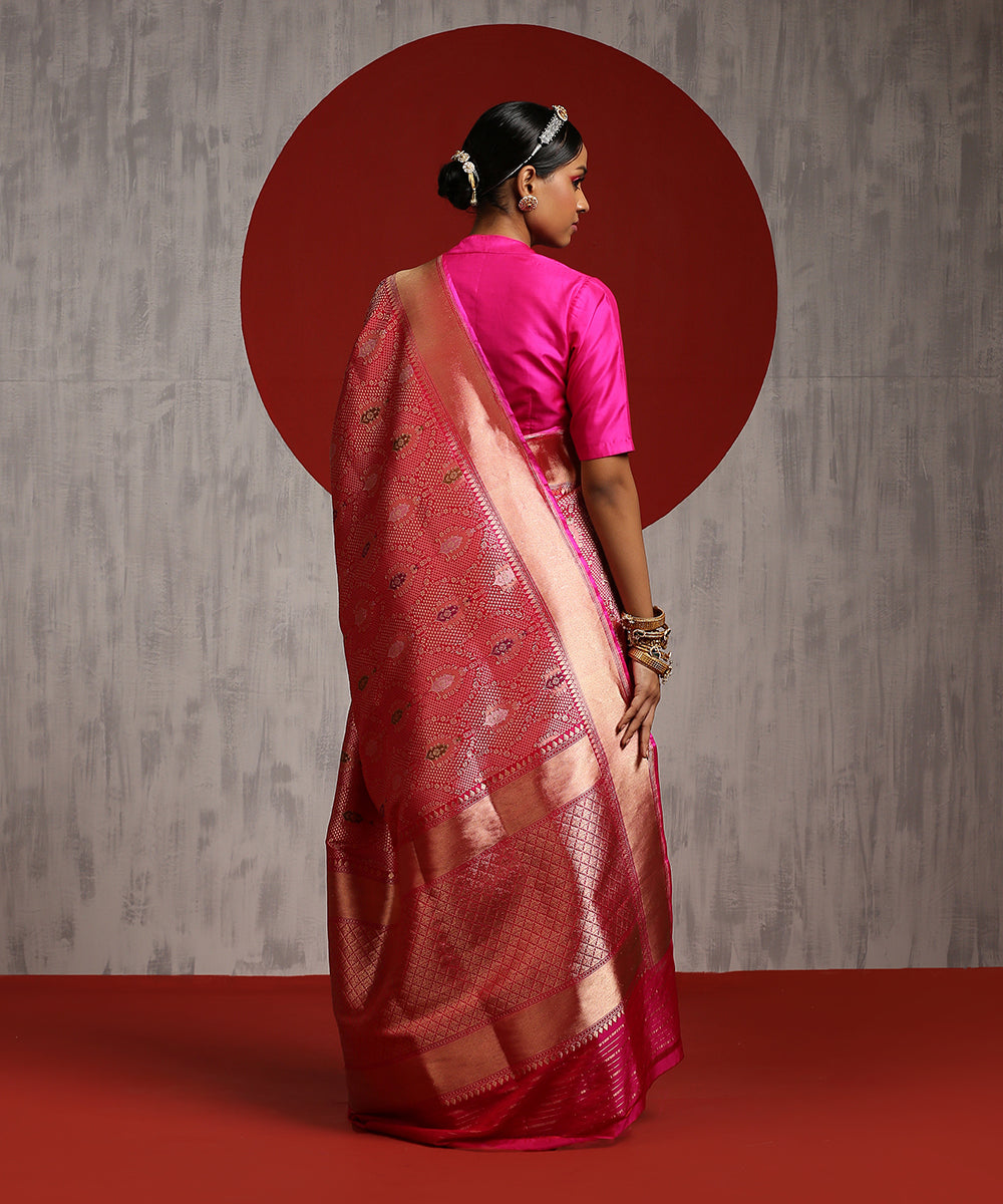 Pink_Handloom_Tanchoi_Pure_Katan_Silk_Banarasi_Saree_With_Meenakari_WeaverStory_03