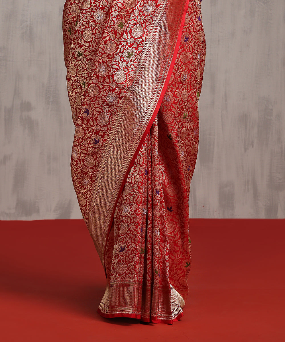 Red_Handloom_Pure_Katan_Silk_Meenakari_Zari_Tanchoi_Saree_WeaverStory_04