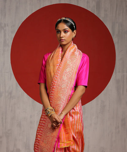 Handloom_Pink_And_Peach_Dual_Tone_Pure_Katan_Silk_Banarasi_Saree_WeaverStory_01