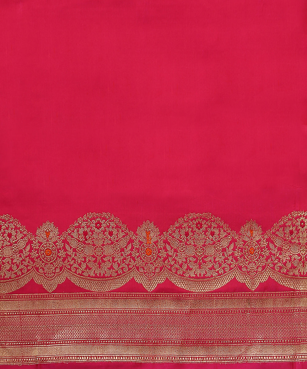 Pink_Handloom_Pure_Katan_Silk_Banarasi_Saree_With_Scalloped_Borders_WeaverStory_05