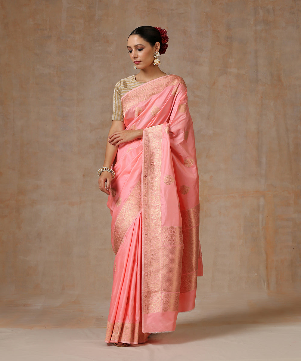 Handloom_Pink_Pure_Katan_Silk_Banarasi_Saree_With_Kadhwa_Booti_WeaverStory_02