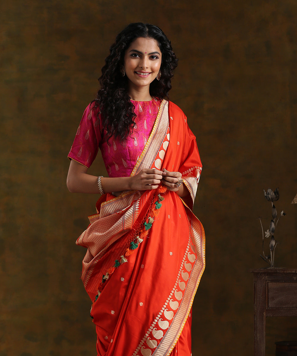 Orange_Handloom_Pure_Katan_Silk_Banarasi_Saree_With_Paisley_Border_Kadhwa_Booti_WeaverStory_01