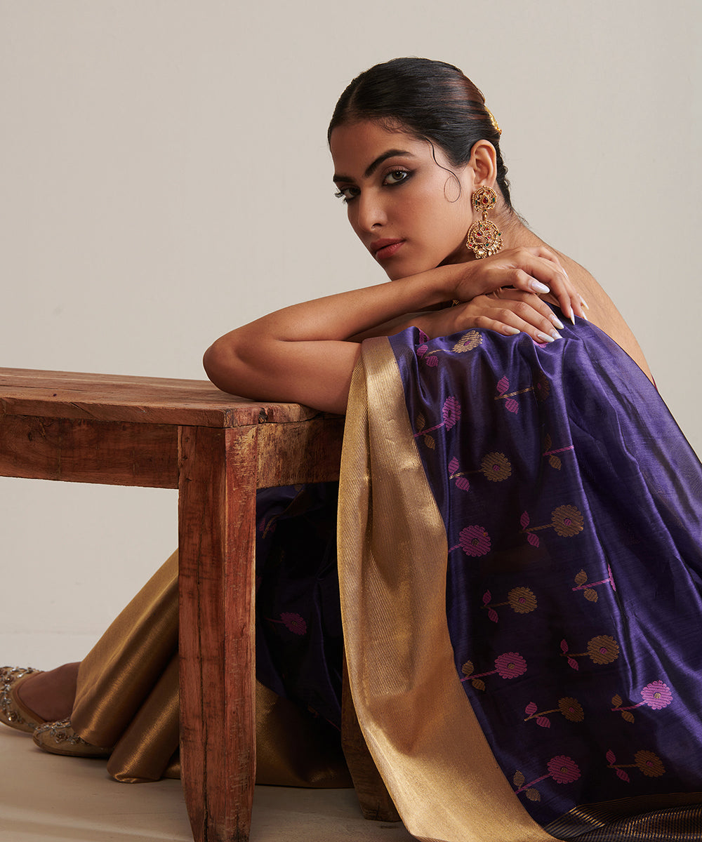 Purple_Handloom_Pure_Chanderi_Silk_Saree_With_Broad_Zari_Border_And_Floral_Sunflower_Motifs_WeaverStory_01