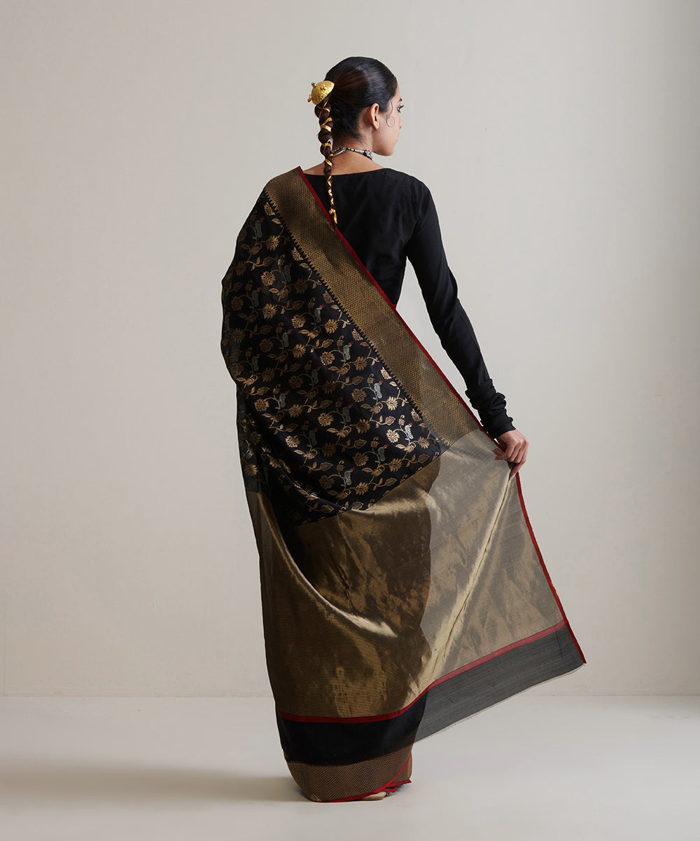 Black_Handloom_Pure_Chanderi_Silk_Saree_With_All_Over_Zari_Jaal_And_Small_Peacock_Motifs_WeaverStory_03