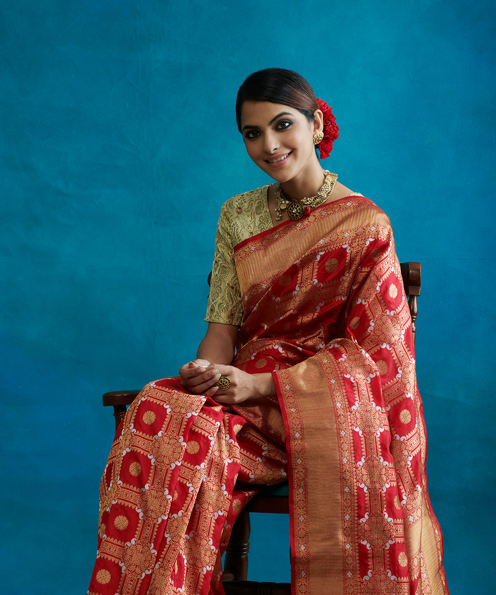 Red_Handloom_Pure_Katan_Silk_Banarasi_Saree_With_Square_Gold_And_Silver_Jaal_WeaverStory_01