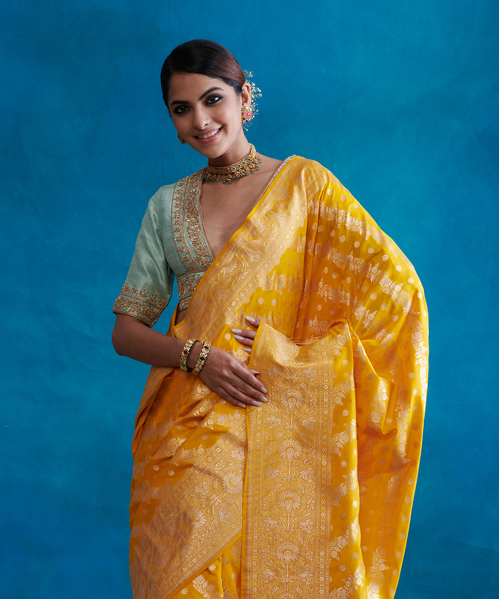 Handloom_Yellow_Pure_Katan_Silk_Banarasi_Saree_With_Cutwork_Jaal_WeaverStory_01