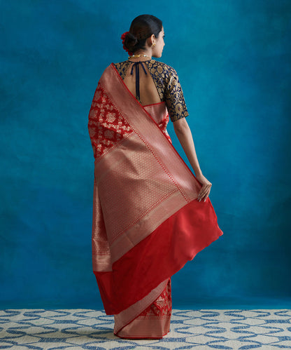 Red_Handloom_Pure_Katan_Silk_Banarasi_Saree_With_Cutwork_Floral_Jaal_WeaverStory_03