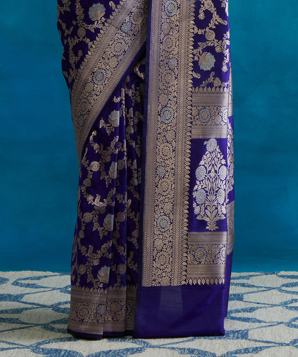 Royal_Blue_Handloom_Pure_Katan_Pure_Silk_Banarasi_Saree_With_Sona_Rupa_Jaal_WeaverStory_04