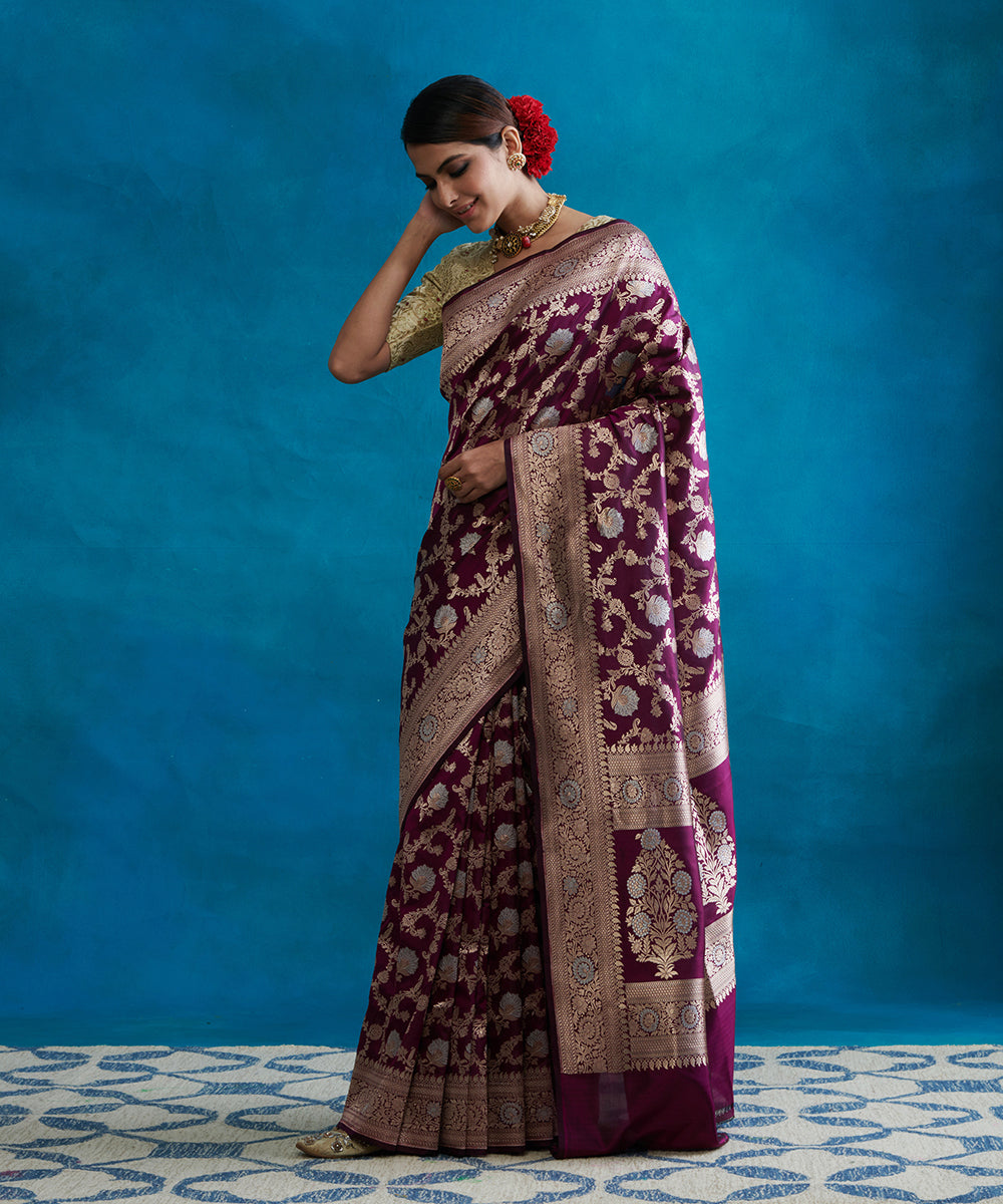 Handloom_Wine_Pure_Katan_Pure_Silk_Banarasi_Saree_With_Sona_Rupa_Jaal_WeaverStory_02