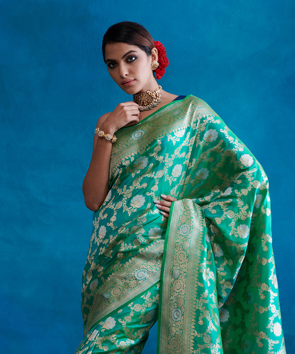 Handloom_Aqua_Green_Pure_Katan_Silk_Banarasi_Saree_With_Cutwork_Sona_Rupa_Jaal_WeaverStory_01