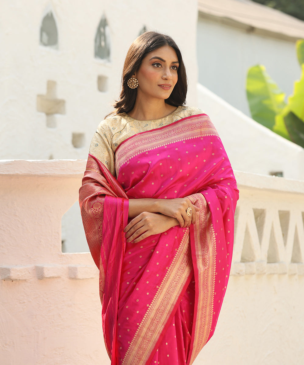 Handloom_Rani_Pink_Pure_Katan_Silk_Banarasi_Saree_With_Small_Booti_Saree_WeaverStory_01