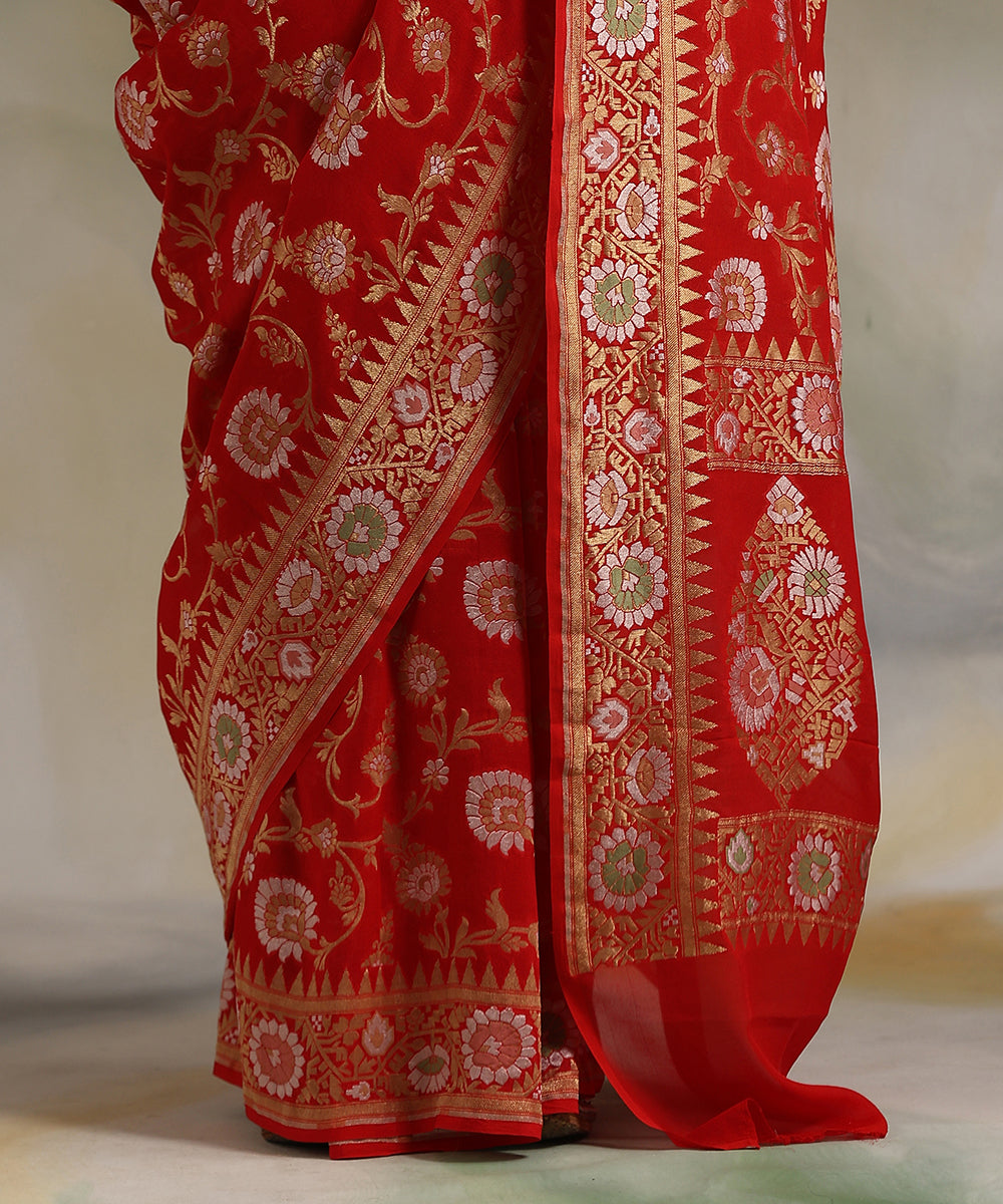 Handloom_Red_Pure_Georgette_Banarasi_Saree_With_Green_Meenakari_WeaverStory_04