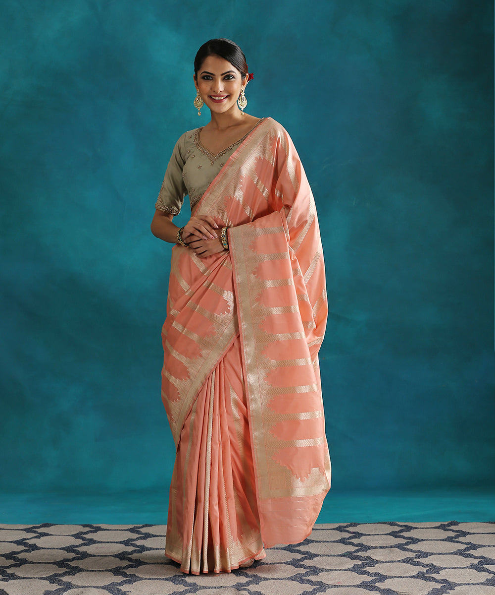 Peach_Handloom_Pure_Katan_Silk_Banarasi_Saree_With_Gold_Zari_Bel_WeaverStory_02