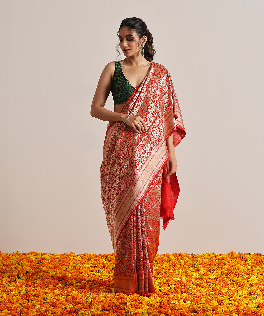 Red_Handloom_Pure_Katan_Silk_Kimkhab_Banarasi_Saree_With_Green_Meenakari_WeaverStory_02