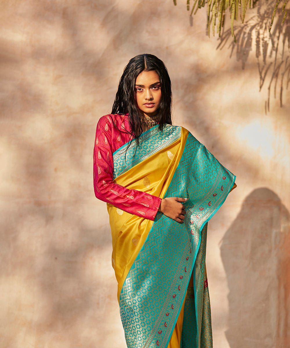 Yellow_Handloom_Pure_Katan_Silk_Banarasi_Saree_With_Sky_Blue_Meenakari_Border_WeaverStory_01