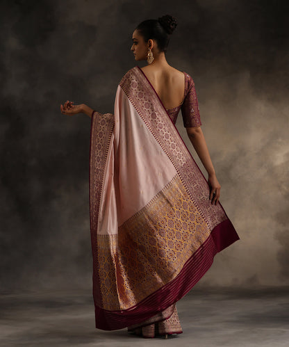 Handloom_Pastel_Pink_Pure_Katan_Silk_Banarasi_Saree_With_Kadhwa_Booti_WeaverStory_03