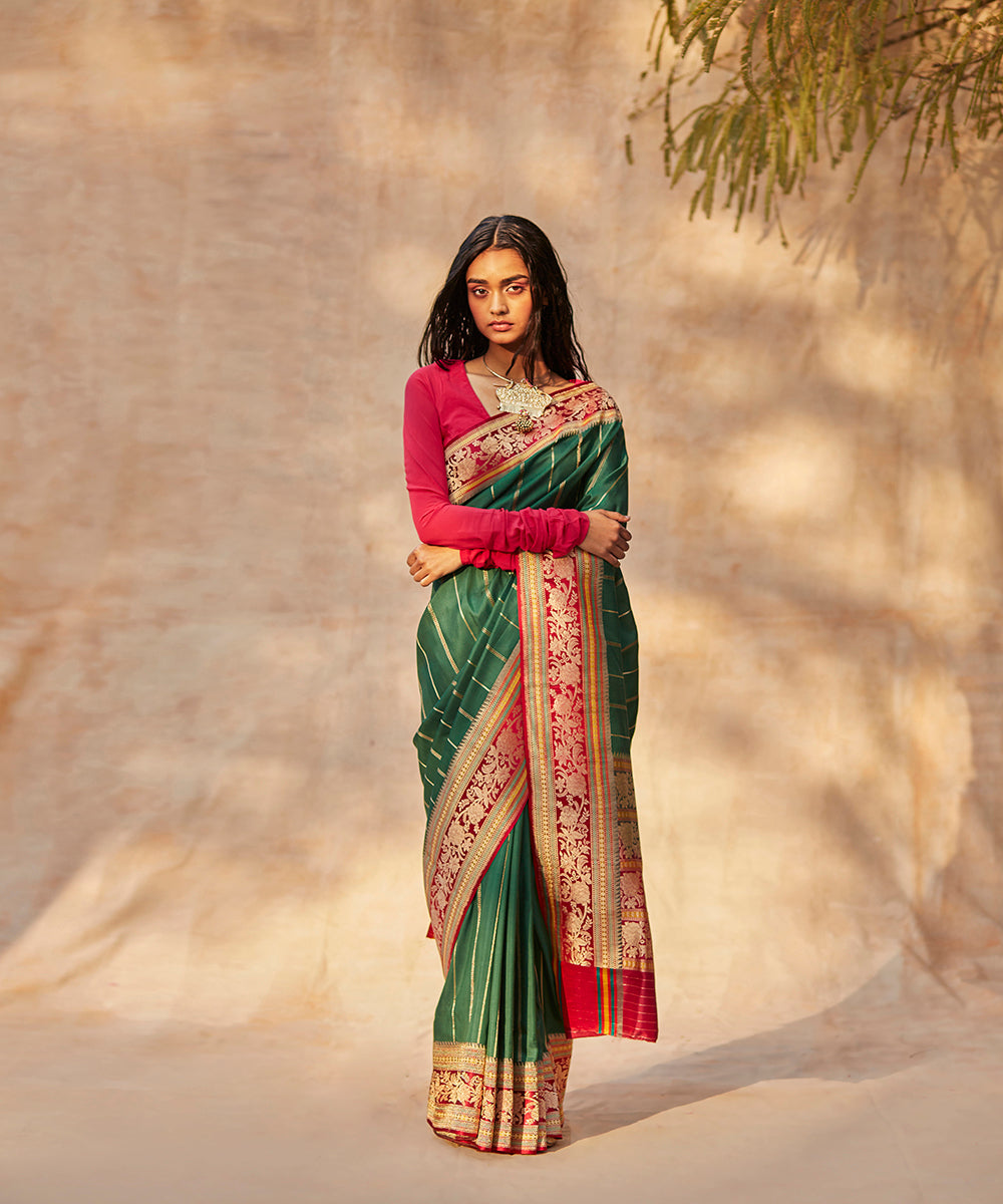 Dark_Green_Handloom_Pure_Katan_Silk_Striped_Banarasi_Saree_With_Meenakari_Border_WeaverStory_02