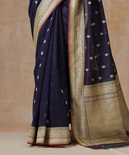 Off_White_Handloom_Pure_Katan_Silk_Banarasi_Saree_With_Cutwork_Booti_WeaverStory_04