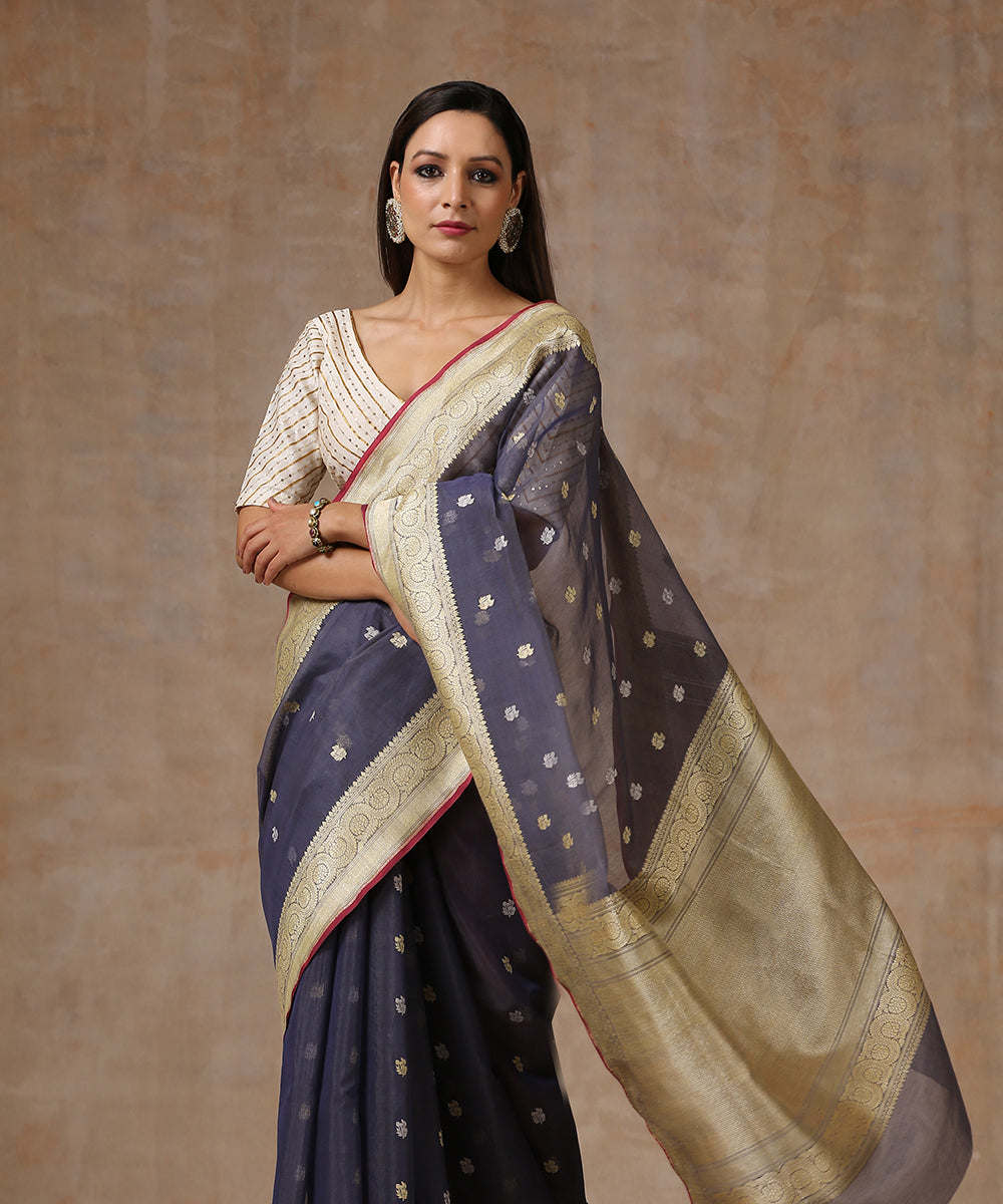 Handloom_Grey_Pure_Cotton_Banarasi_Saree_With_Silver_And_Gold_Booti_WeaverStory_01