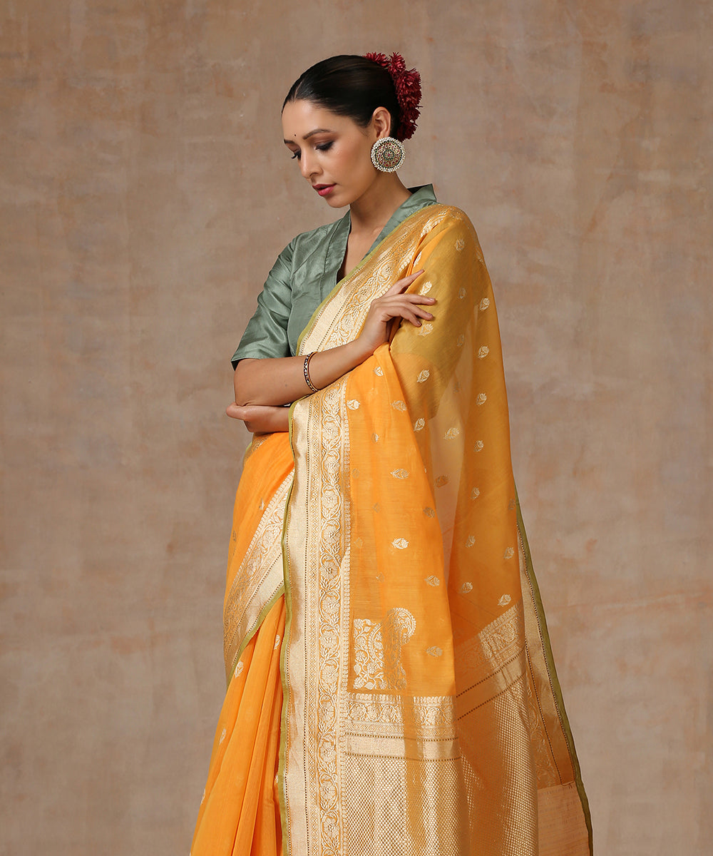 Handloom_Orange_Pure_Cotton_Banarasi_Saree_With_Green_Selvedge_WeaverStory_01