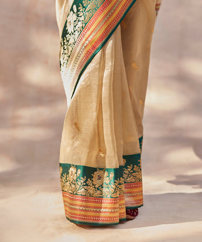 Cream_Handloom_Pure_Tissue_Silk_Banarasi_Saree_With_Golden_Booti_And_Meenakari_Border_WeaverStory_04