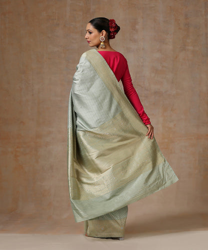 Handloom_Pastel_Green_Pure_Katan_Silk_Banarasi_Saree_With_Tanchoi_Weave_WeaverStory_03