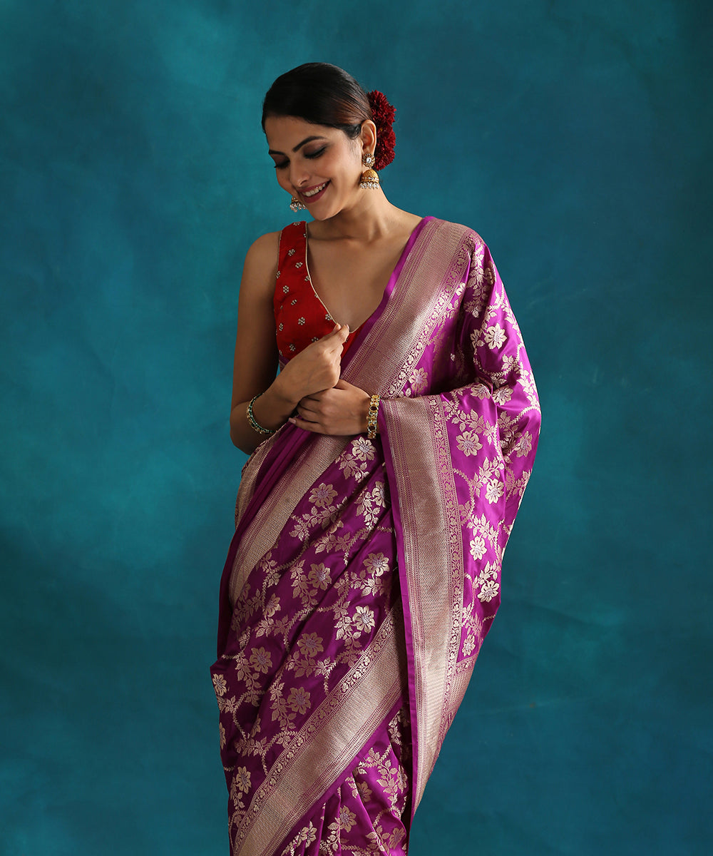 Purple_Handloom_Pure_Katan_Silk_Banarasi_Saree_With_Silver_Meenakari_Booti_WeaverStory_01