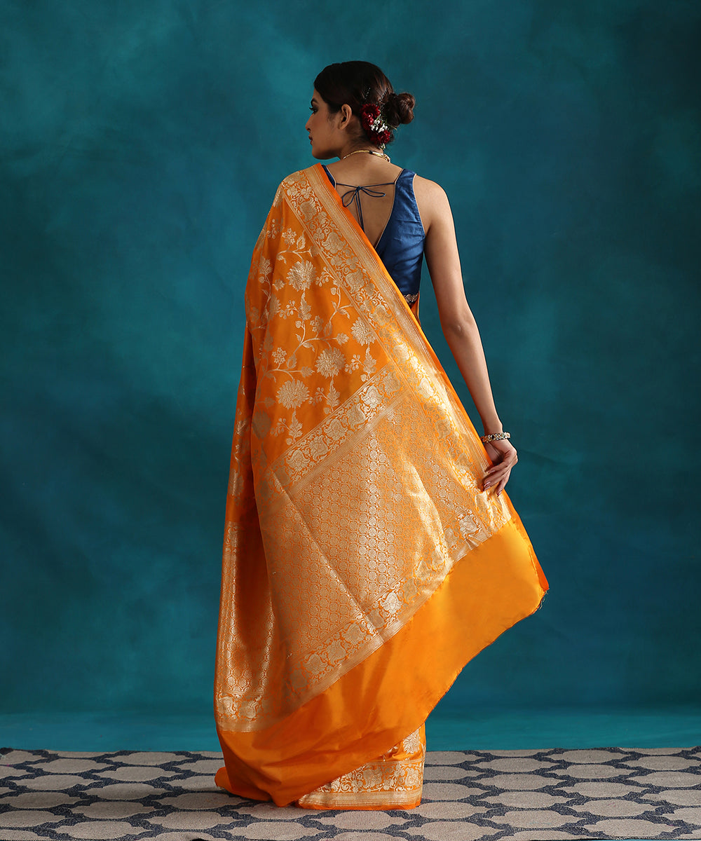 Orange_Handloom_Pure_Katan_Silk_Banarasi_Saree_With_Floral_Jaal_WeaverStory_03