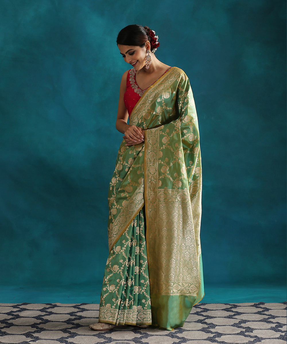 Heena_Green_Handloom_Double_Shade_Pure_Katan_Silk_Banarasi_Saree_With_Cutwork_Upada_Weave_WeaverStory_02