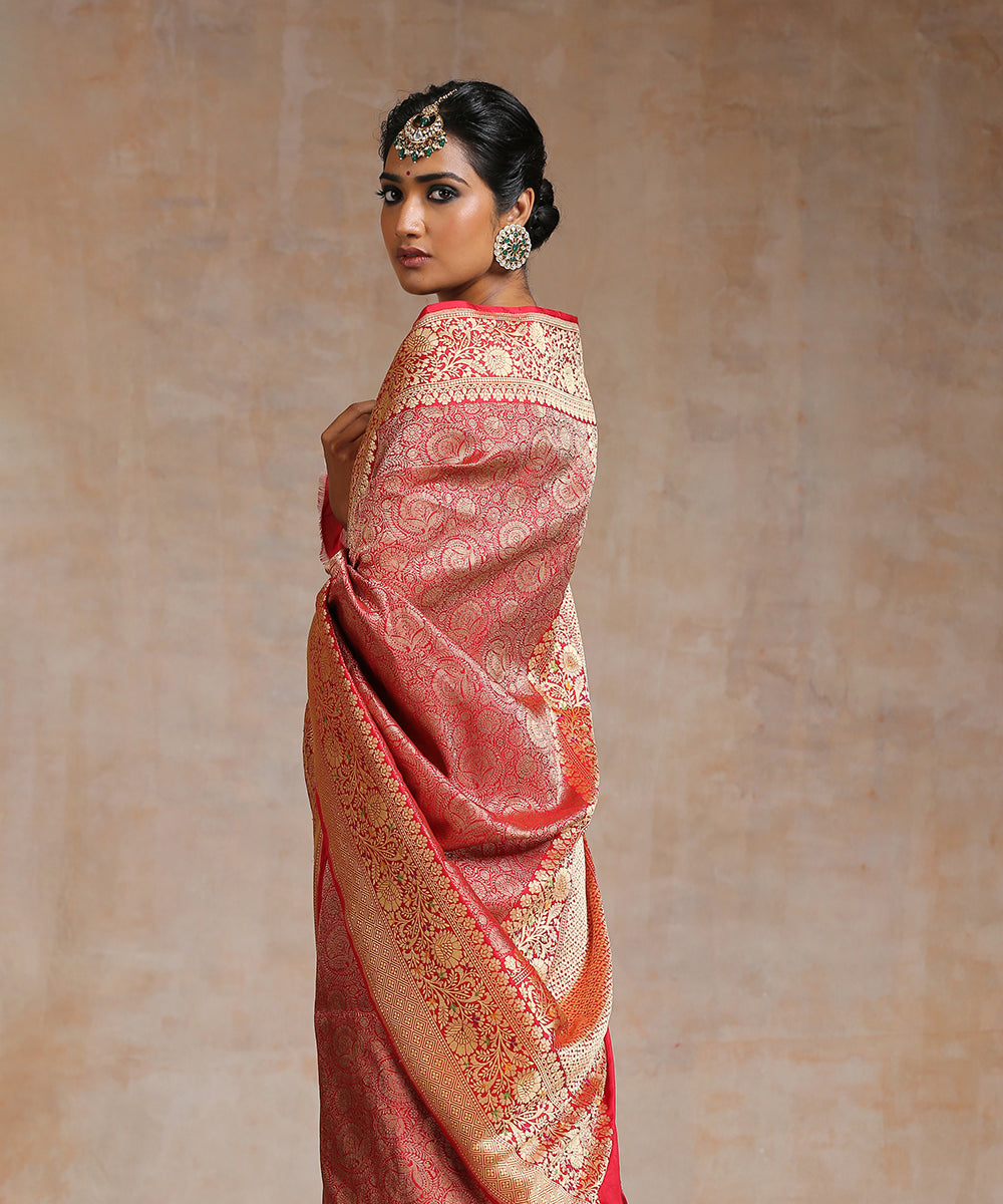 Handloom_Red_Pure_Katan_Silk_Nakshi_Brocade_Banarasi_Saree_With_Antique_Zari_WeaverStory_01