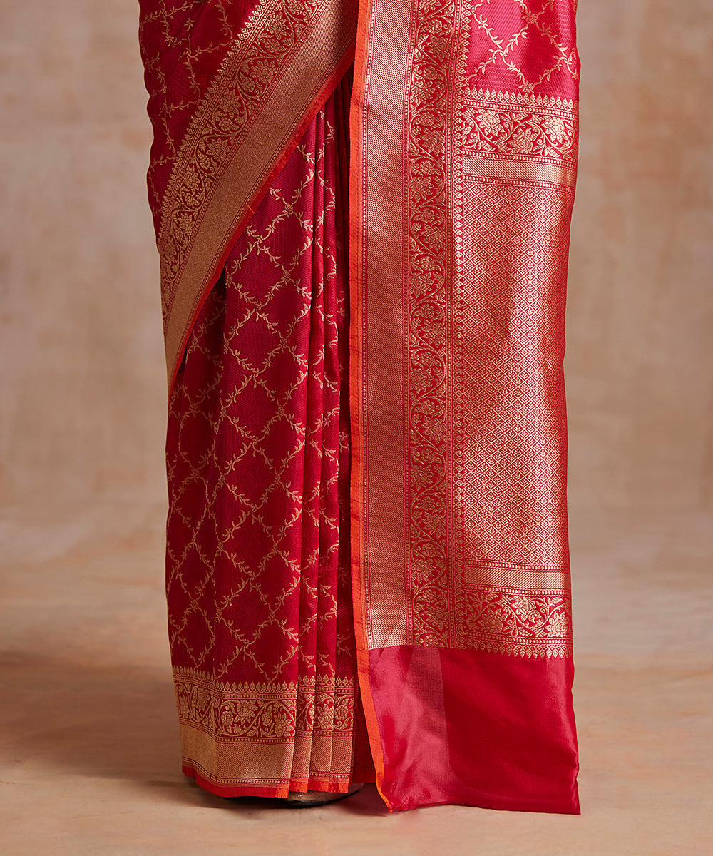 Pink_Handloom_Pure_Katan_Silk_Tanchoi_Banarasi_Saree_With_Antique_Zari_WeaverStory_04