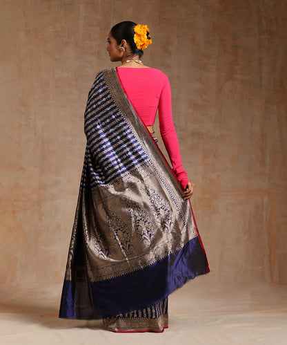 Blue_Handloom_Pure_Katan_Silk_Banarasi_Saree_With_Vertical_Stripes_WeaverStory_03